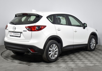 Подержанный автомобиль Mazda CX-5 2015 года (5 фото)