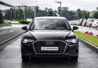 Подержанный автомобиль Audi A6 Sedan 2020 года (4 фото)