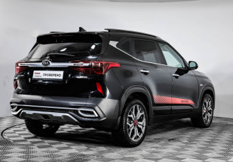 Подержанный автомобиль Kia Seltos 2021 года (5 фото)