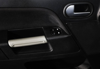 Подержанный автомобиль Ford Fusion 2007 года (18 фото)