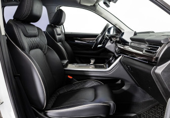 Подержанный автомобиль Exeed VX 2021 года (22 фото)