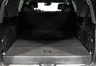 Подержанный автомобиль Chevrolet Tahoe 2016 года (27 фото)