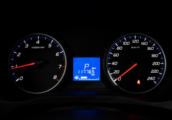 Подержанный автомобиль Mitsubishi Outlander 2018 года (18 фото)