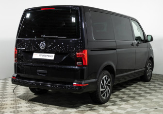 Подержанный автомобиль Volkswagen Multivan 2021 года (5 фото)