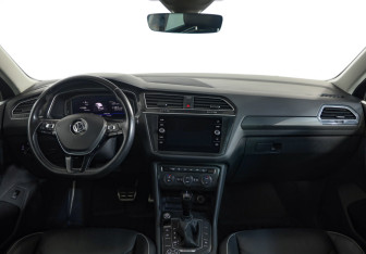 Подержанный автомобиль Volkswagen Tiguan 2020 года (10 фото)