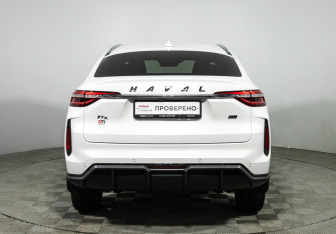Подержанный автомобиль Haval F7x 2023 года (6 фото)