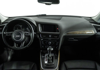 Подержанный автомобиль Audi Q5 2013 года (13 фото)