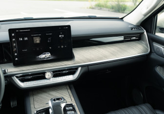 Подержанный автомобиль Tank 500 2023 года (24 фото)