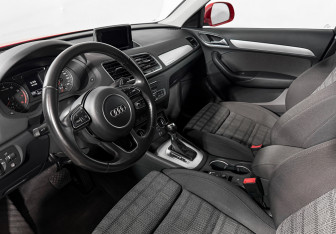 Подержанный автомобиль Audi Q3 2016 года (9 фото)
