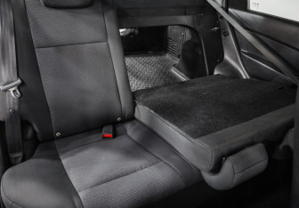 Подержанный автомобиль Chevrolet Aveo Sedan 2010 года (20 фото)