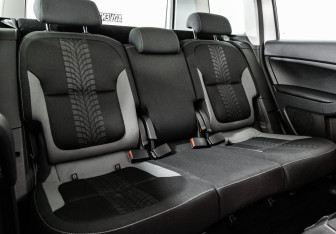 Подержанный автомобиль Skoda Yeti 2015 года (16 фото)
