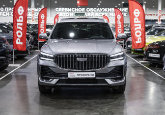 Подержанный автомобиль Geely Monjaro 2025 года (3 фото)