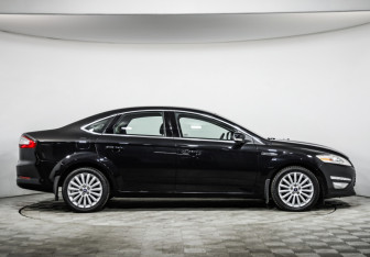 Подержанный автомобиль Ford Mondeo Sedan 2012 года (4 фото)
