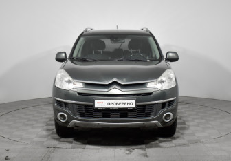 Подержанный автомобиль Citroen C-Crosser 2010 года (2 фото)