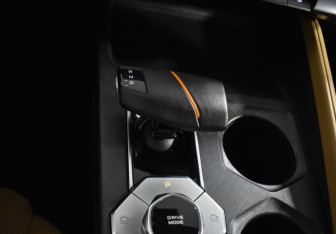 Подержанный автомобиль Changan UNI-V 2023 года (18 фото)