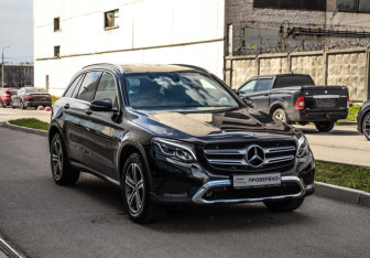 Подержанный автомобиль Mercedes-Benz GLC Coupe 2018 года (6 фото)