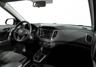 Подержанный автомобиль Hyundai Creta 2019 года (9 фото)