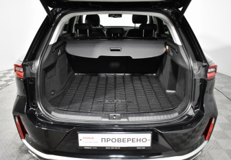 Подержанный автомобиль Exeed TXL 2022 года (21 фото)