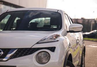 Подержанный автомобиль Nissan Juke 2018 года (2 фото)