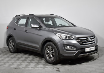 Подержанный автомобиль Hyundai Santa Fe 2012 года (3 фото)