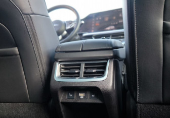 Подержанный автомобиль Haval F7 2024 года (26 фото)