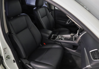 Подержанный автомобиль Mitsubishi Montero Sport 2022 года (26 фото)