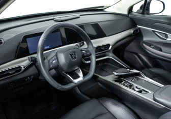 Подержанный автомобиль Changan UNI-T 2023 года (11 фото)