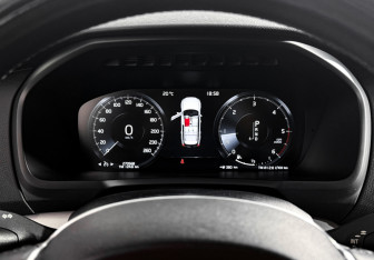 Подержанный автомобиль Volvo XC90 2015 года (20 фото)