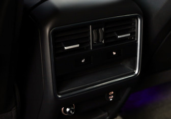 Подержанный автомобиль Porsche Cayenne 2019 года (25 фото)
