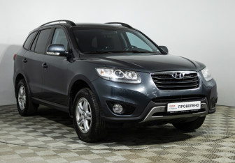 Подержанный автомобиль Hyundai Santa Fe 2012 года (3 фото)
