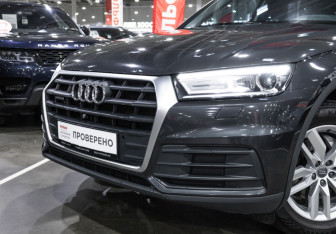 Подержанный автомобиль Audi Q5 2019 года (3 фото)