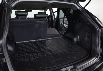 Подержанный автомобиль Hyundai Santa Fe 2016 года (28 фото)