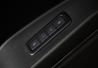 Подержанный автомобиль Chevrolet Tahoe 2019 года (19 фото)