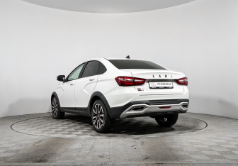 Подержанный автомобиль LADA (ВАЗ) Vesta Sedan 2023 года (7 фото)