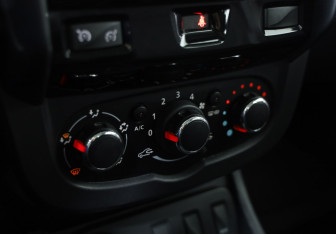 Подержанный автомобиль Renault Duster 2018 года (13 фото)