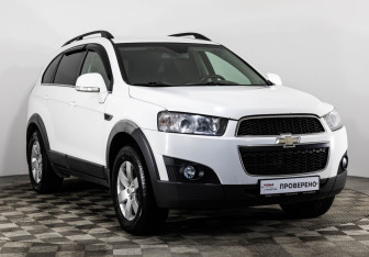 Подержанный автомобиль Chevrolet Captiva 2012 года (3 фото)