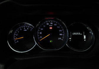 Подержанный автомобиль Renault Duster 2019 года (12 фото)