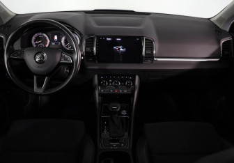 Подержанный автомобиль Skoda Karoq 2020 года (9 фото)