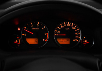 Подержанный автомобиль Nissan Pathfinder 2007 года (7 фото)