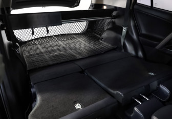 Подержанный автомобиль Toyota RAV4 2017 года (31 фото)