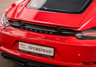 Подержанный автомобиль Porsche Cayman 2018 года (13 фото)