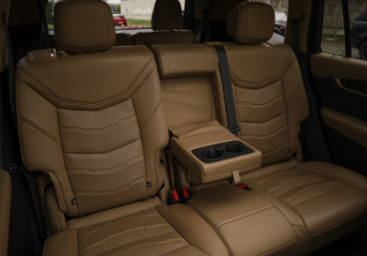 Подержанный автомобиль Cadillac XT6 2021 года (31 фото)
