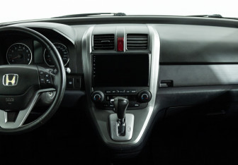 Подержанный автомобиль Honda CR-V 2008 года (14 фото)