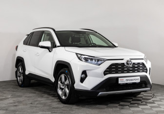 Подержанный автомобиль Toyota RAV4 2019 года (3 фото)
