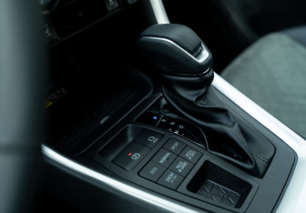 Новый Toyota RAV4 2025 (27 фото)