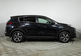 Подержанный автомобиль Kia Sportage 2020 года (4 фото)