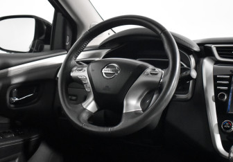 Подержанный автомобиль Nissan Murano Suv 2016 года (15 фото)