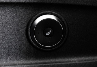 Подержанный автомобиль Jaecoo J8 2024 года (25 фото)