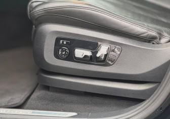 Подержанный автомобиль BMW X6 2020 года (35 фото)