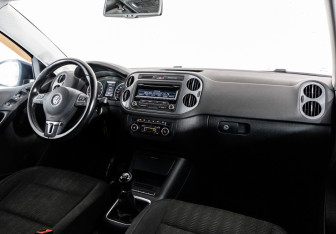 Подержанный автомобиль Volkswagen Tiguan 2012 года (9 фото)